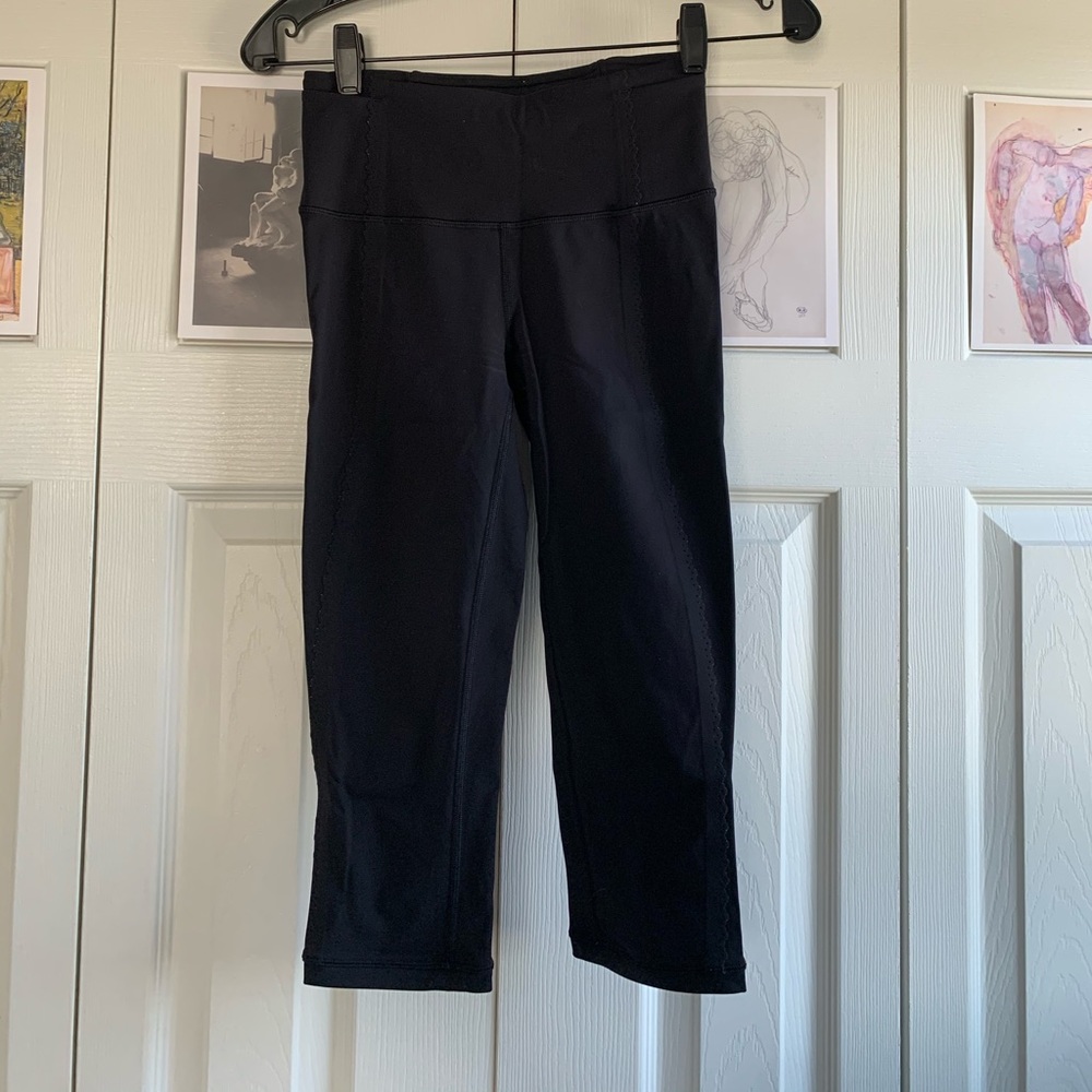 Black edge-detailed Lululemon Leggings